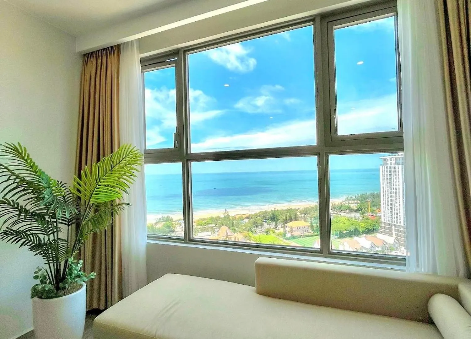 Platinum Homestay With Infinity Pool Vung Tau