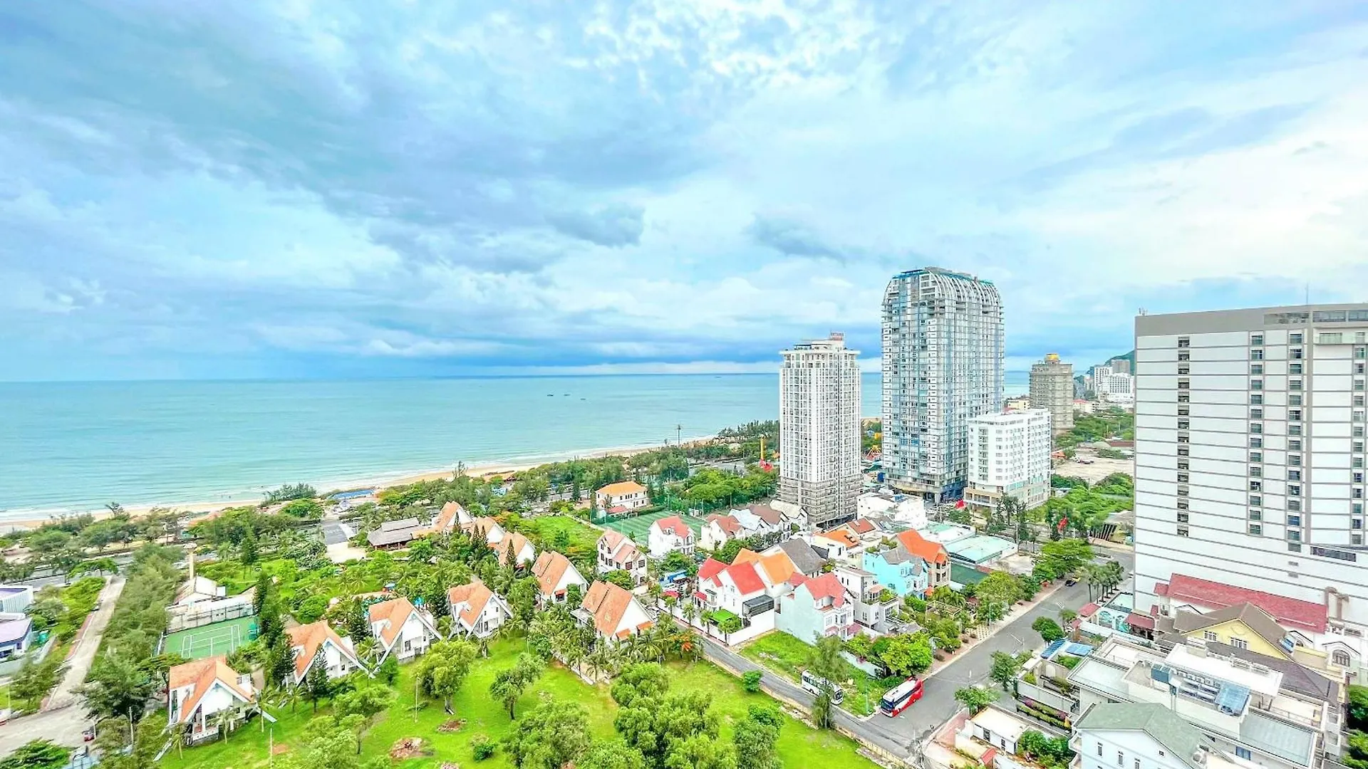 Apartment Platinum Homestay With Infinity Pool Vung Tau
